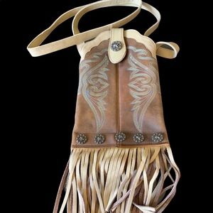 The Old Gringo Leather Crossbody Purse Handbag Tassels Cowboy Boot Bag Brown
